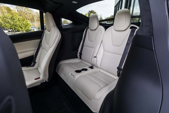 Tesla Model X - Afbeelding 19 van 30