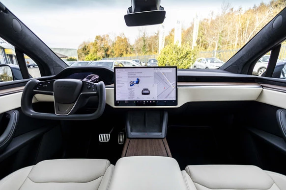 Tesla Model X - Afbeelding 24 van 30