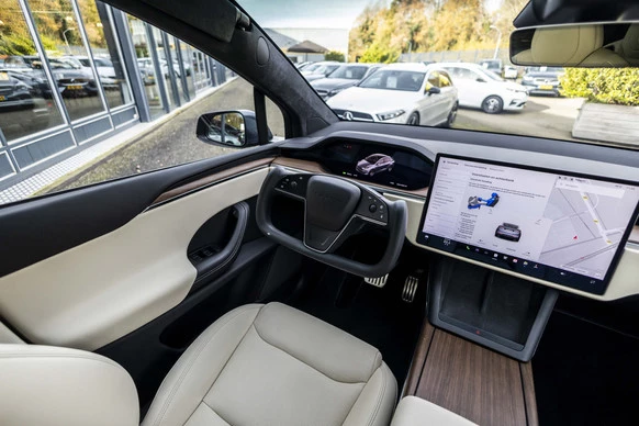 Tesla Model X - Afbeelding 25 van 30