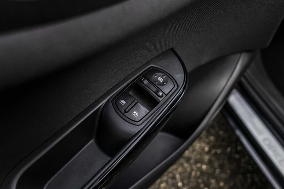 Opel Corsa - Afbeelding 21 van 30