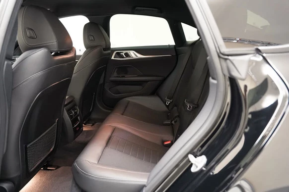 BMW i4 - Afbeelding 11 van 30