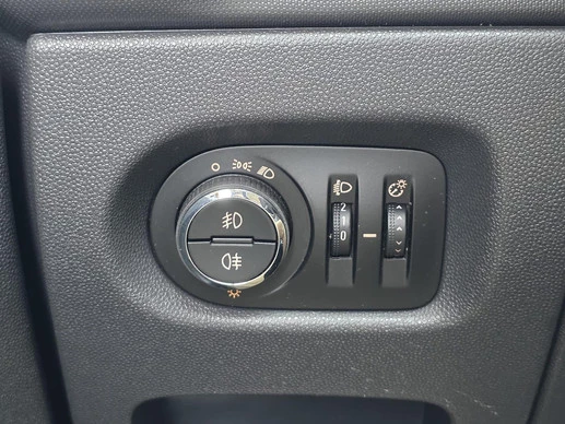 Opel Corsa - Afbeelding 12 van 30