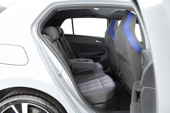 Volkswagen Golf - Afbeelding 15 van 30