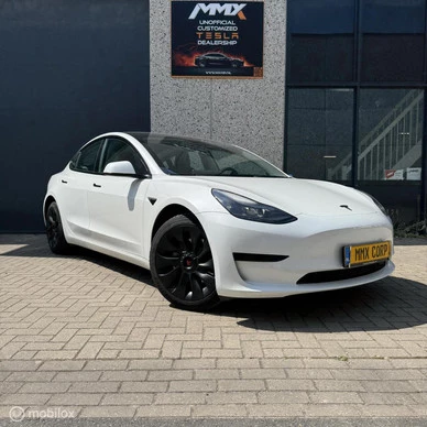 Tesla Model 3 - Afbeelding 3 van 19
