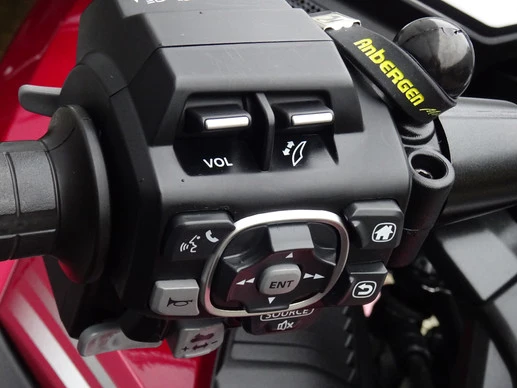 Honda GL 1800 - Afbeelding 9 van 17