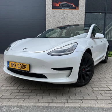 Tesla Model 3 - Afbeelding 5 van 23