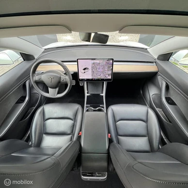 Tesla Model 3 - Afbeelding 11 van 23