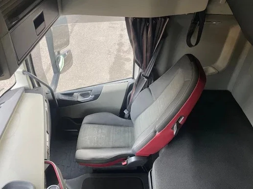 Volvo FH - Afbeelding 9 van 11