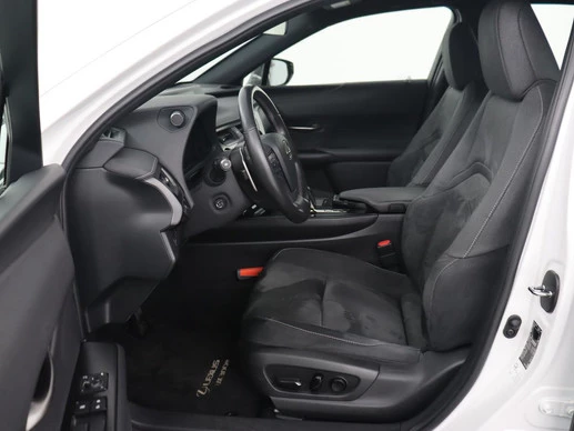 Lexus UX - Afbeelding 4 van 30