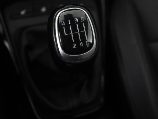 Kia Stonic - Afbeelding 17 van 30