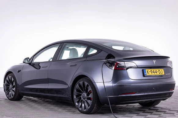 Tesla Model 3 - Afbeelding 2 van 27