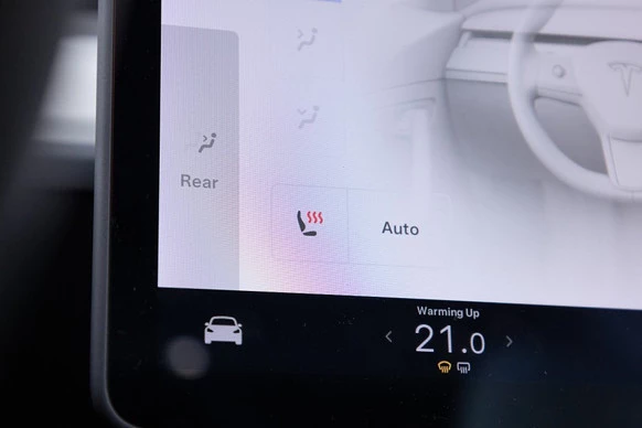 Tesla Model 3 - Afbeelding 14 van 27