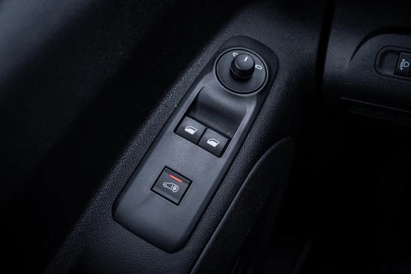 Peugeot Partner - Afbeelding 28 van 30