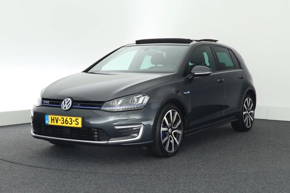 Volkswagen Golf - Afbeelding 1 van 30