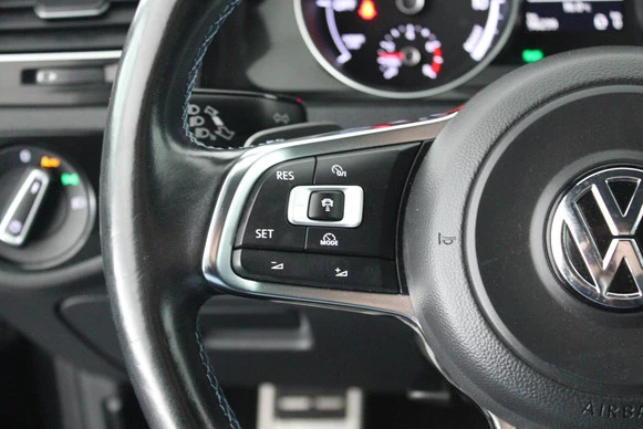 Volkswagen Golf - Afbeelding 18 van 30