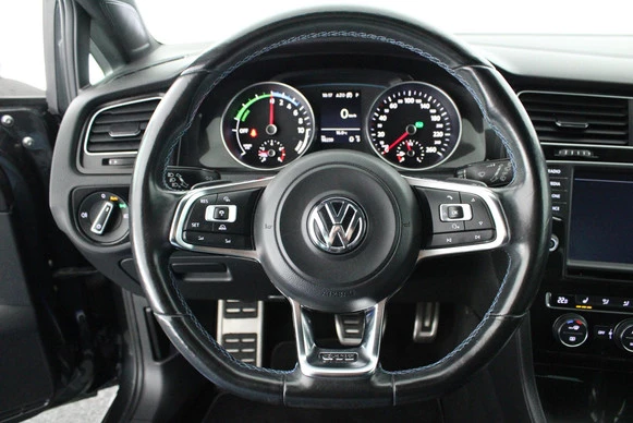 Volkswagen Golf - Afbeelding 19 van 30