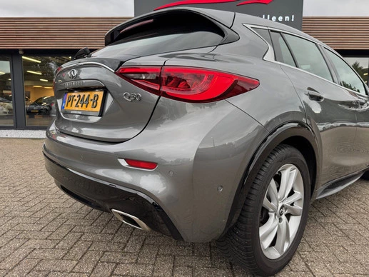 Infiniti Q - Afbeelding 10 van 21