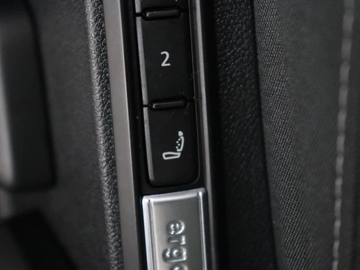 Volkswagen Golf - Afbeelding 7 van 30