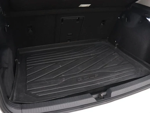 Volkswagen Golf - Afbeelding 12 van 30