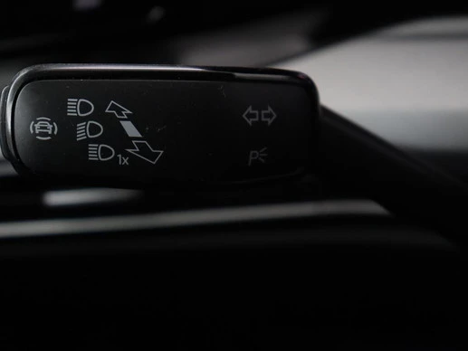 Volkswagen Golf - Afbeelding 17 van 30