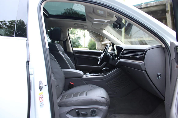 Volkswagen Touareg - Afbeelding 12 van 30