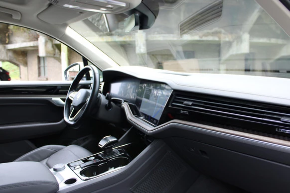 Volkswagen Touareg - Afbeelding 15 van 30