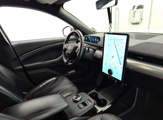 Ford Mustang Mach-E - Afbeelding 6 van 22