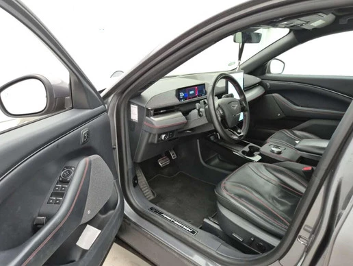 Ford Mustang Mach-E - Afbeelding 9 van 22