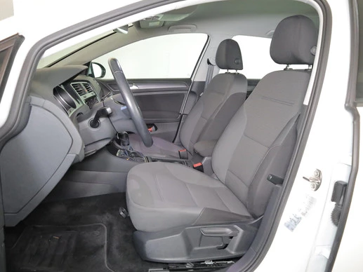 Volkswagen e-Golf - Afbeelding 7 van 30