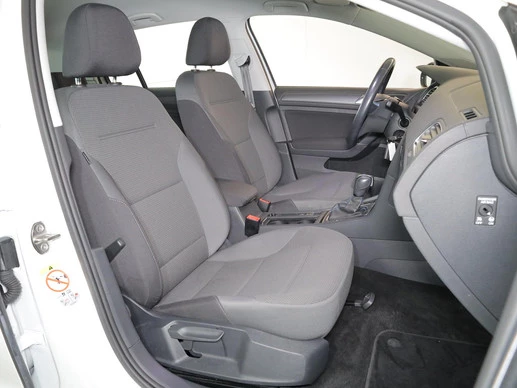 Volkswagen e-Golf - Afbeelding 26 van 30