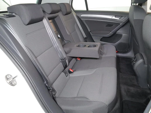 Volkswagen e-Golf - Afbeelding 28 van 30