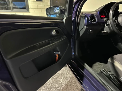 Volkswagen up! - Afbeelding 12 van 30