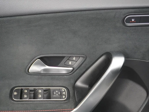 Mercedes-Benz A-Klasse - Afbeelding 16 van 30