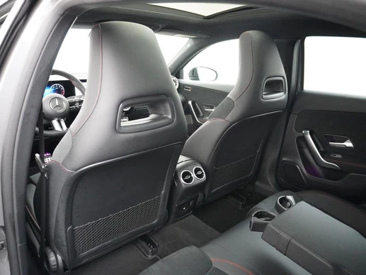 Mercedes-Benz A-Klasse - Afbeelding 19 van 30
