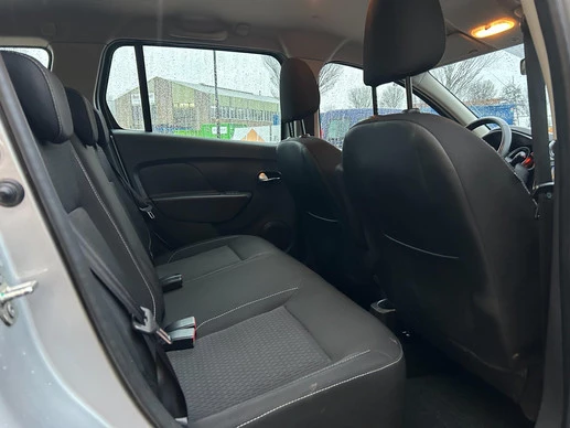 Dacia Logan - Afbeelding 8 van 15