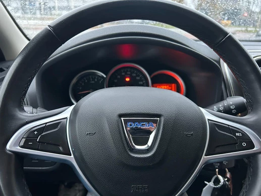 Dacia Logan - Afbeelding 11 van 15