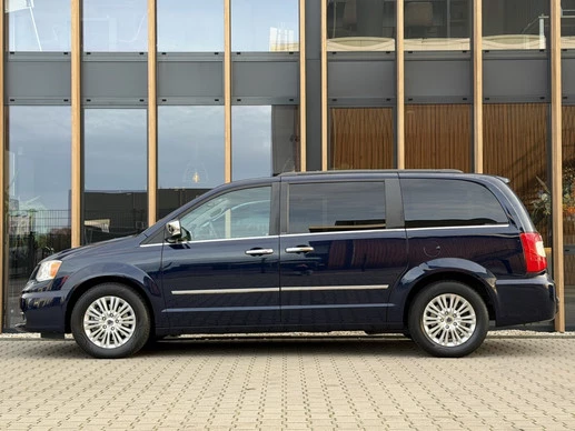 Lancia Voyager - Afbeelding 2 van 23