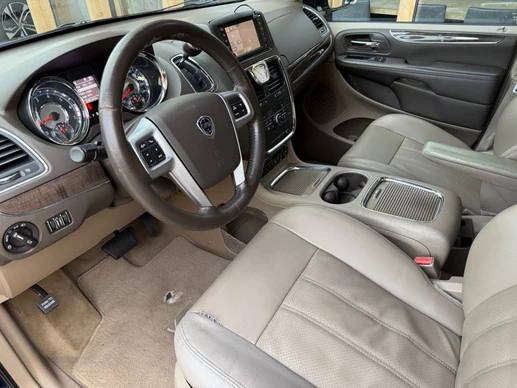 Lancia Voyager - Afbeelding 9 van 23