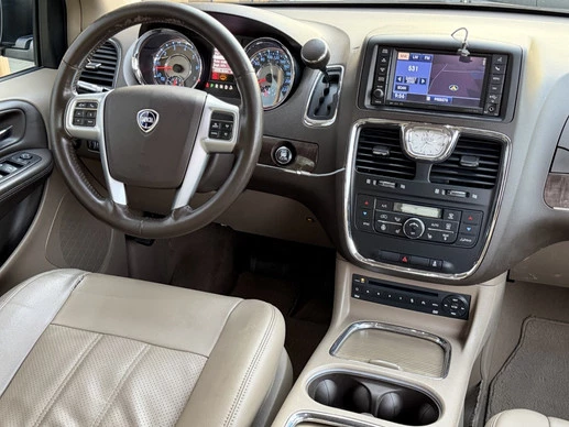 Lancia Voyager - Afbeelding 11 van 23