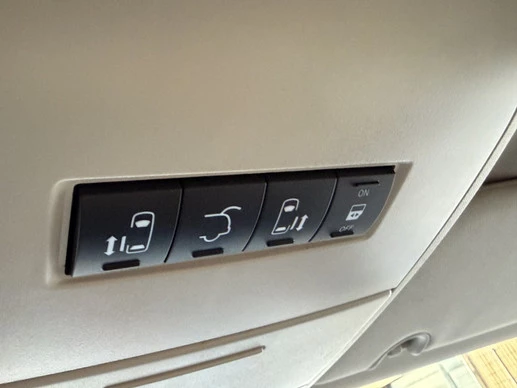 Lancia Voyager - Afbeelding 17 van 23