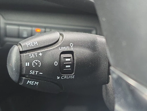 Peugeot 308 - Afbeelding 12 van 28