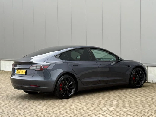 Tesla Model 3 - Afbeelding 5 van 26