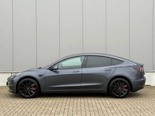 Tesla Model 3 - Afbeelding 8 van 26