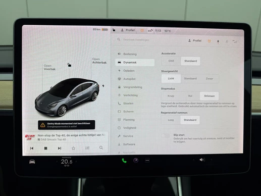 Tesla Model 3 - Afbeelding 13 van 26