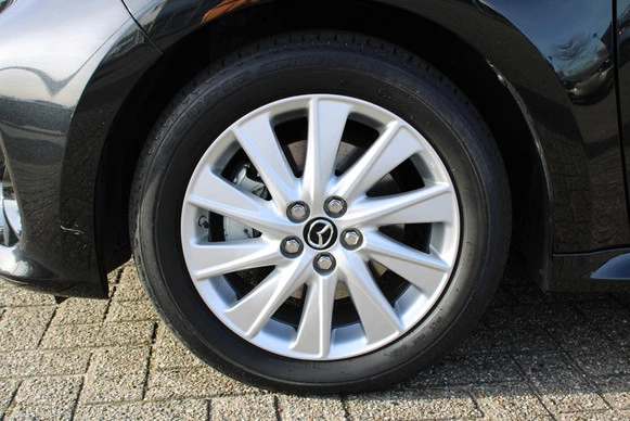 Mazda 2 Hybrid - Afbeelding 27 van 30