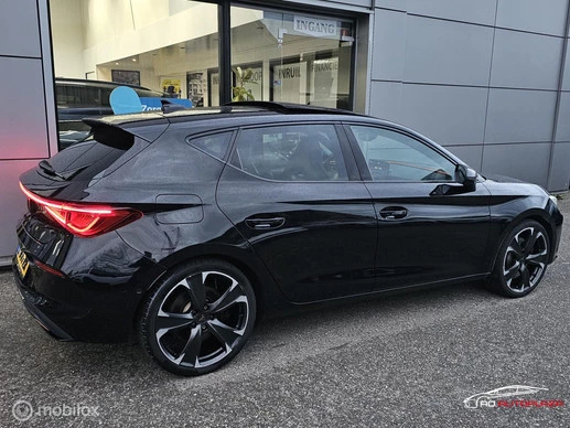 CUPRA Leon - Afbeelding 2 van 30