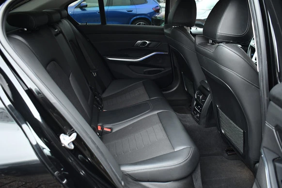 BMW 3 Serie - Afbeelding 16 van 30