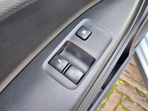 Mitsubishi Space Star - Afbeelding 23 van 28