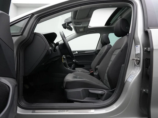 Volkswagen Golf - Afbeelding 22 van 30