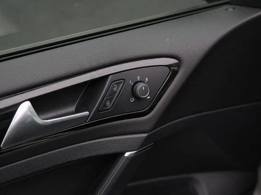 Volkswagen Golf - Afbeelding 25 van 30